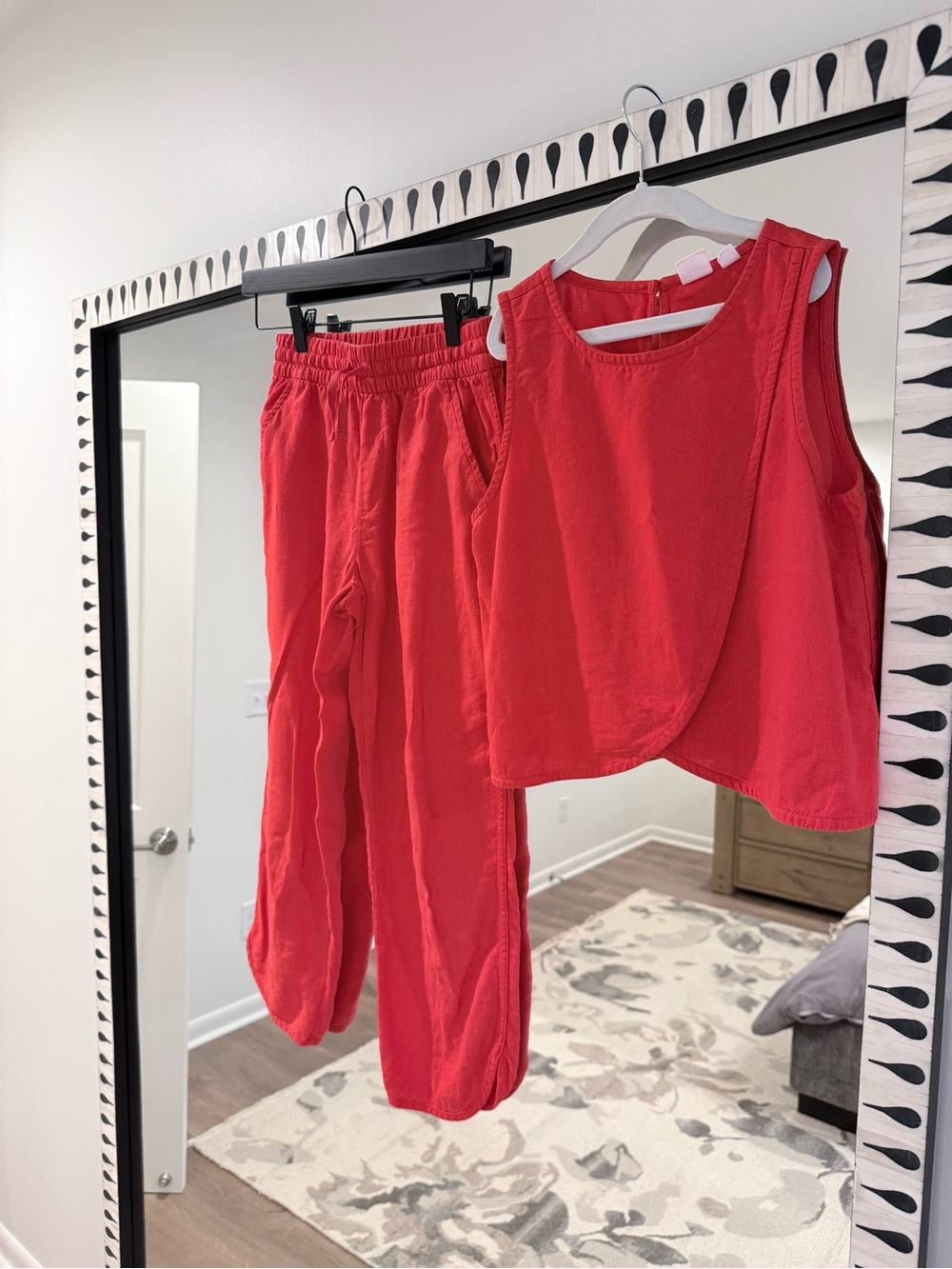 GAP Kids Red Two-Piece Track Pants & Sleeveless Top Set size 12/ XL